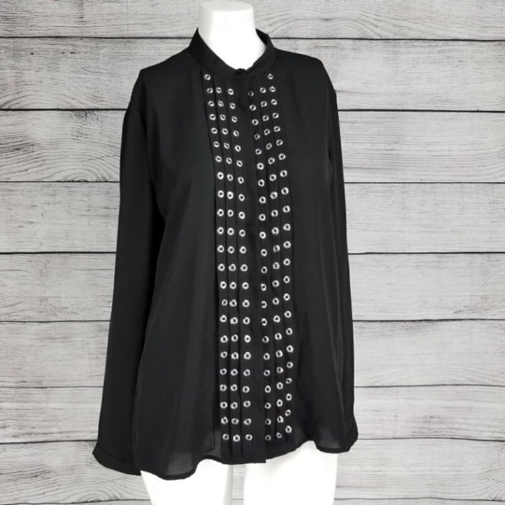 NWT Romeo & Juliet Shirt Long Sleeves Grommets Embellished Black S Goth Casual